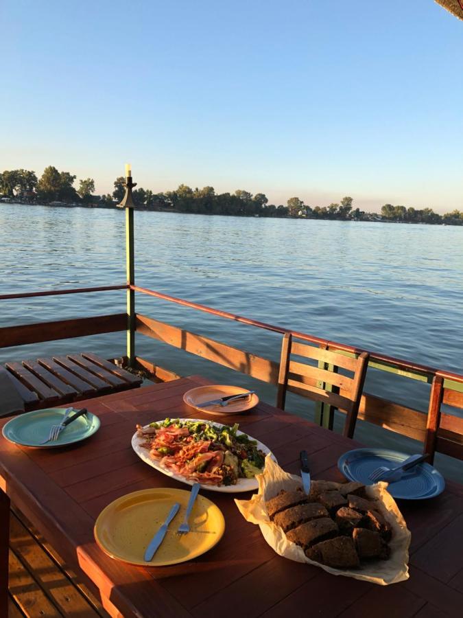 Sagando - Floating House On Sava River Белград Екстер'єр фото